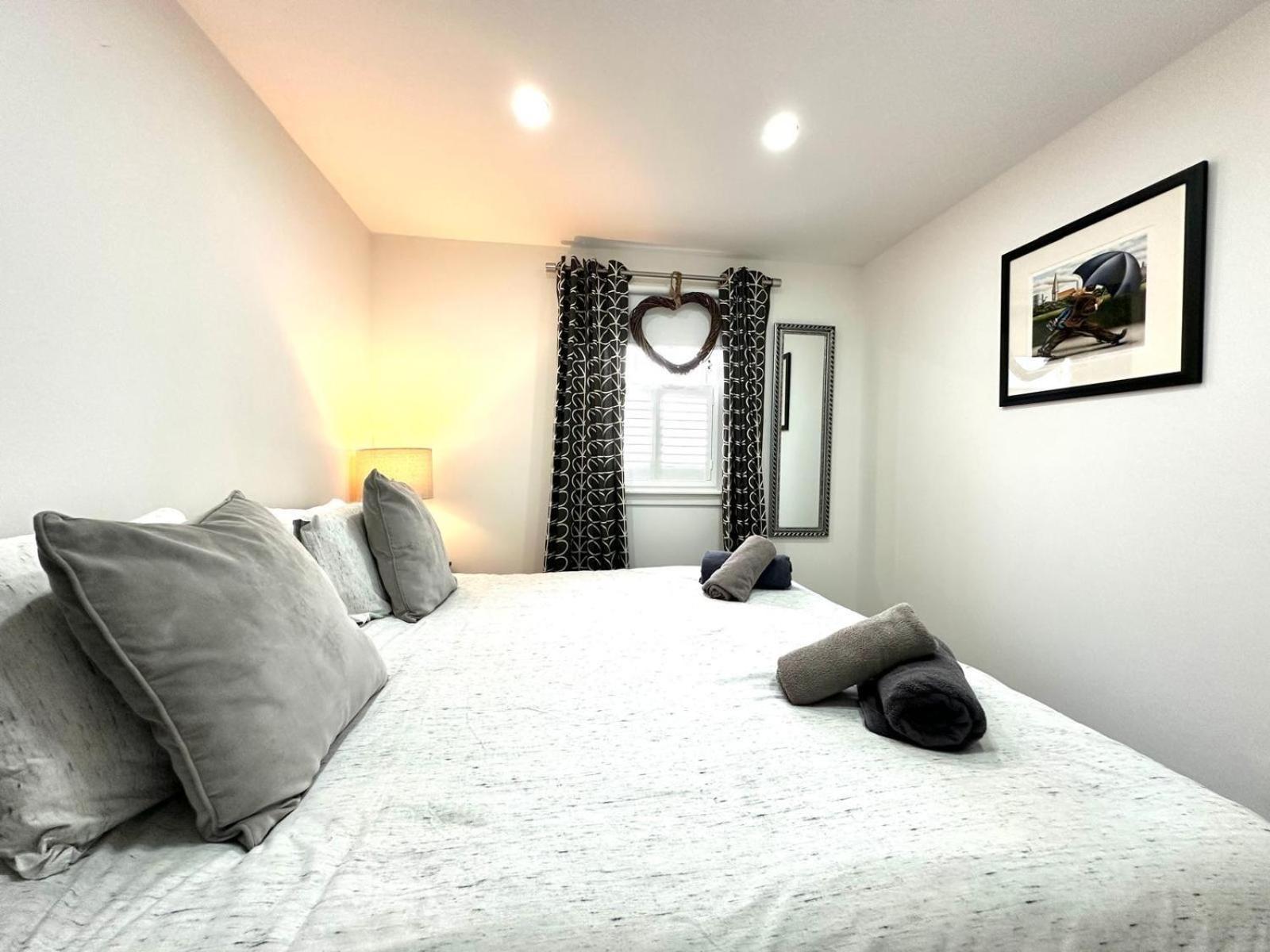Fifty Five On Gilmour Street Apartment Eaglesham Bagian luar foto