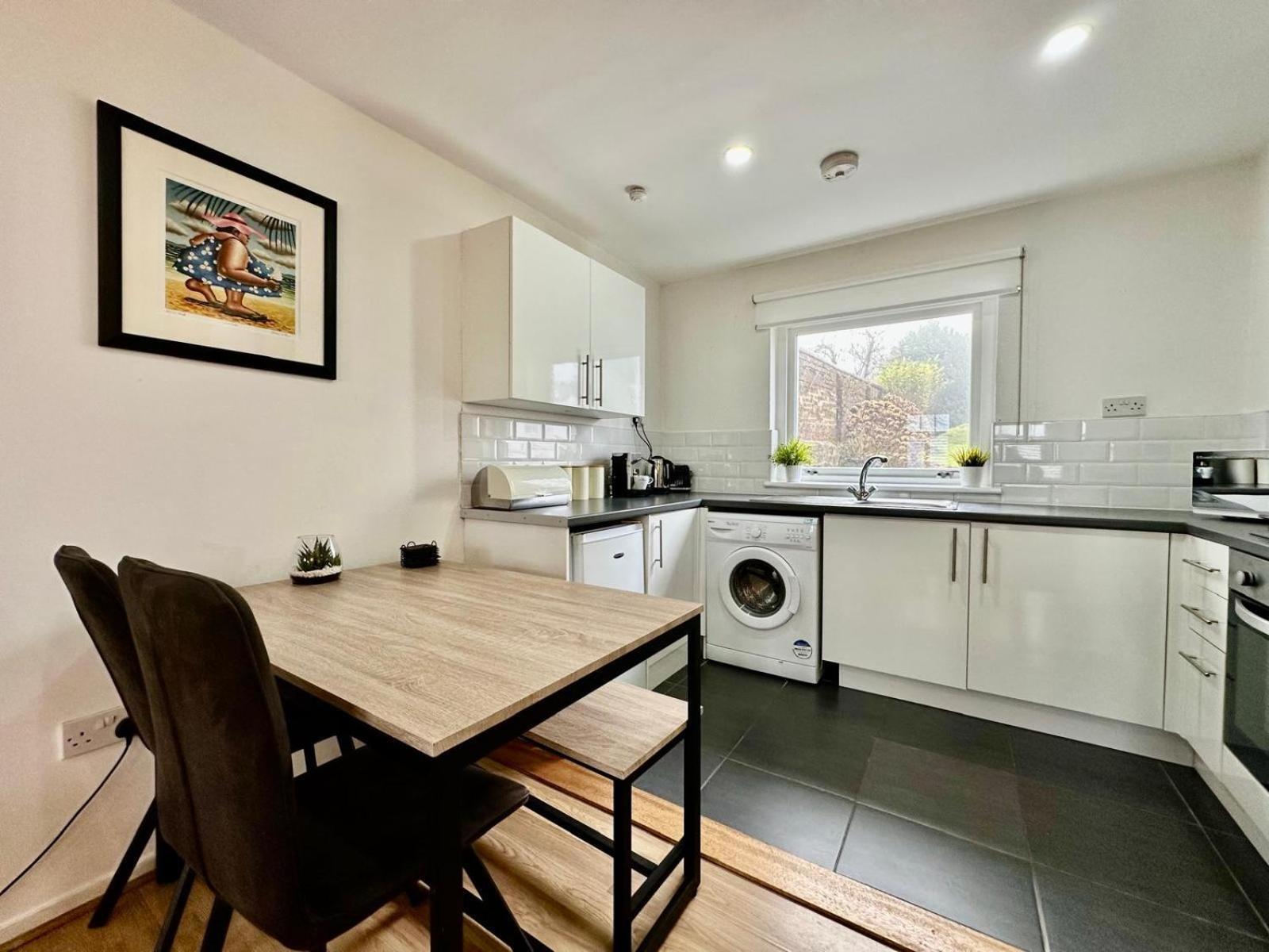 Fifty Five On Gilmour Street Apartment Eaglesham Bagian luar foto
